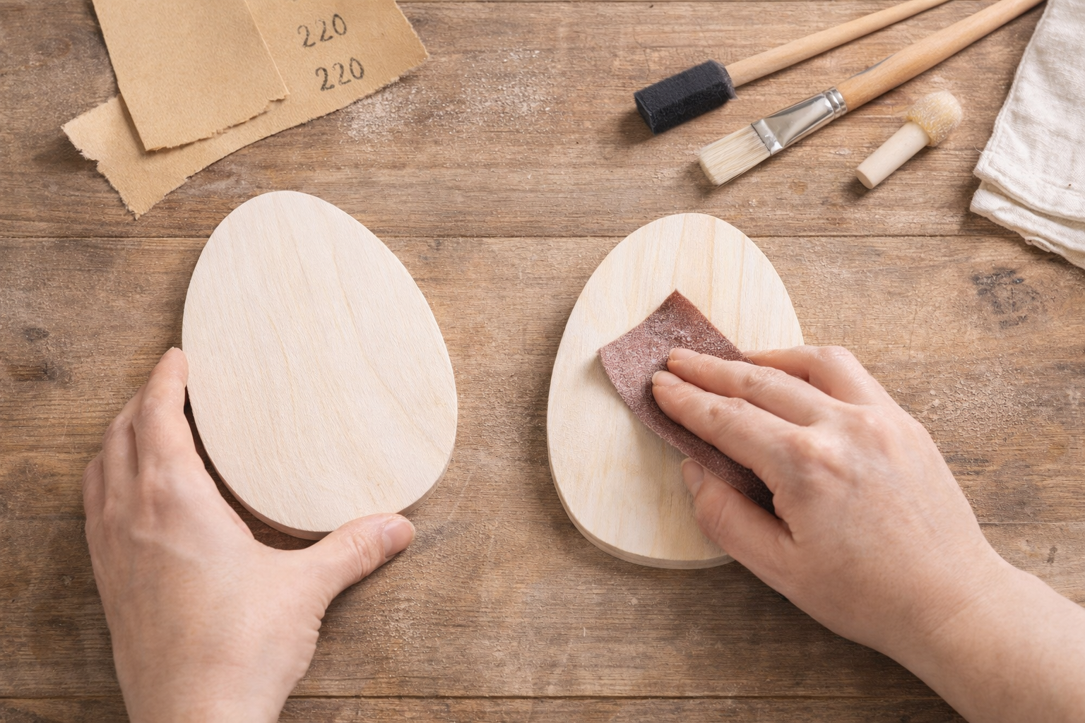 How to prepare the wooden plaques - Rustic Bunny Egg Plaques: A Farmhouse Easter Craft DIY tutorial