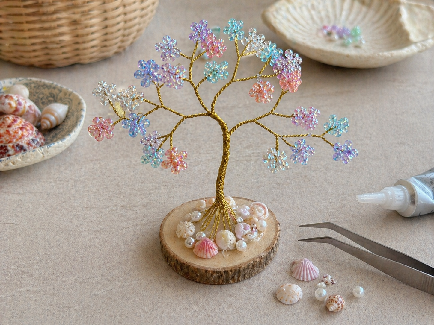How to decorate the base - Mermaid's Dream Beaded Wire Tree DIY tutorial