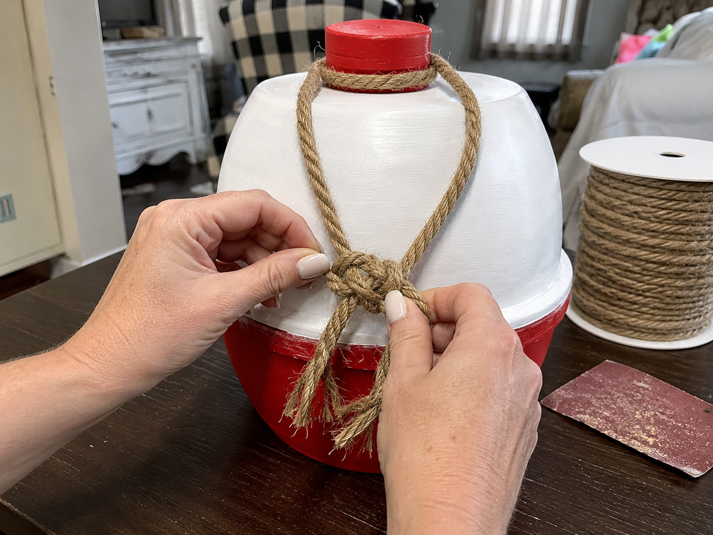 How to add rope & distress (optional) - DIY Rustic Fishing Bobber Porch Decor DIY tutorial