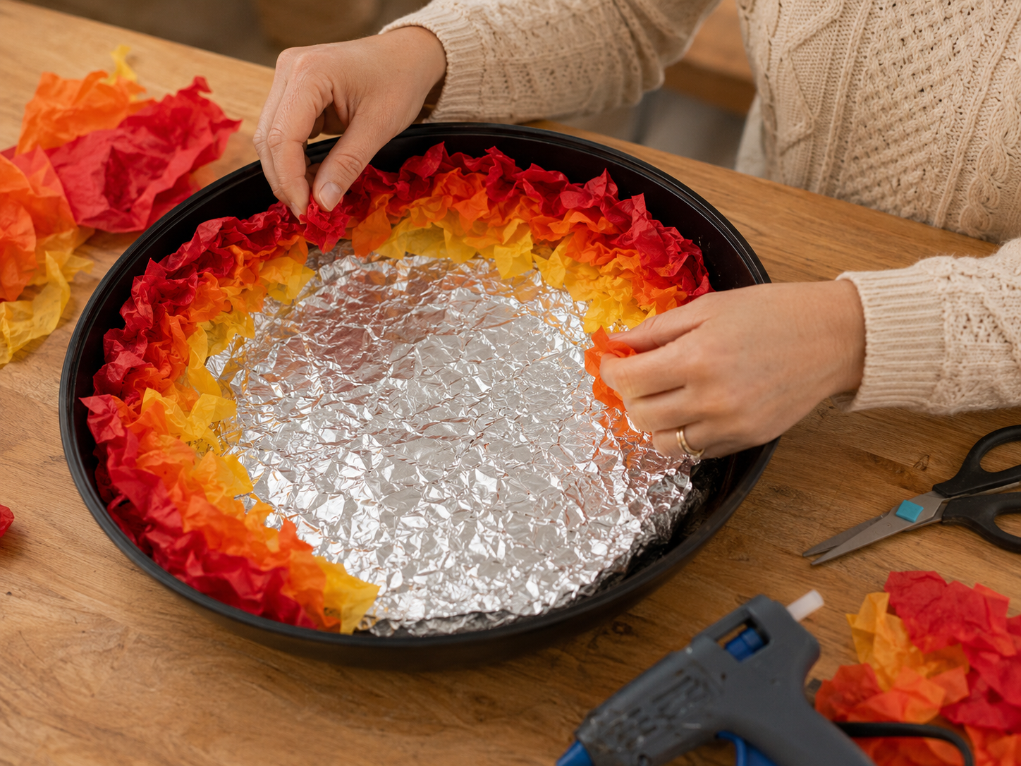 How to create fiery lid flames - Dollar Tree BBQ Grill Gift Box for Dad: A Sizzling Father's Day Keepsake! DIY tutorial