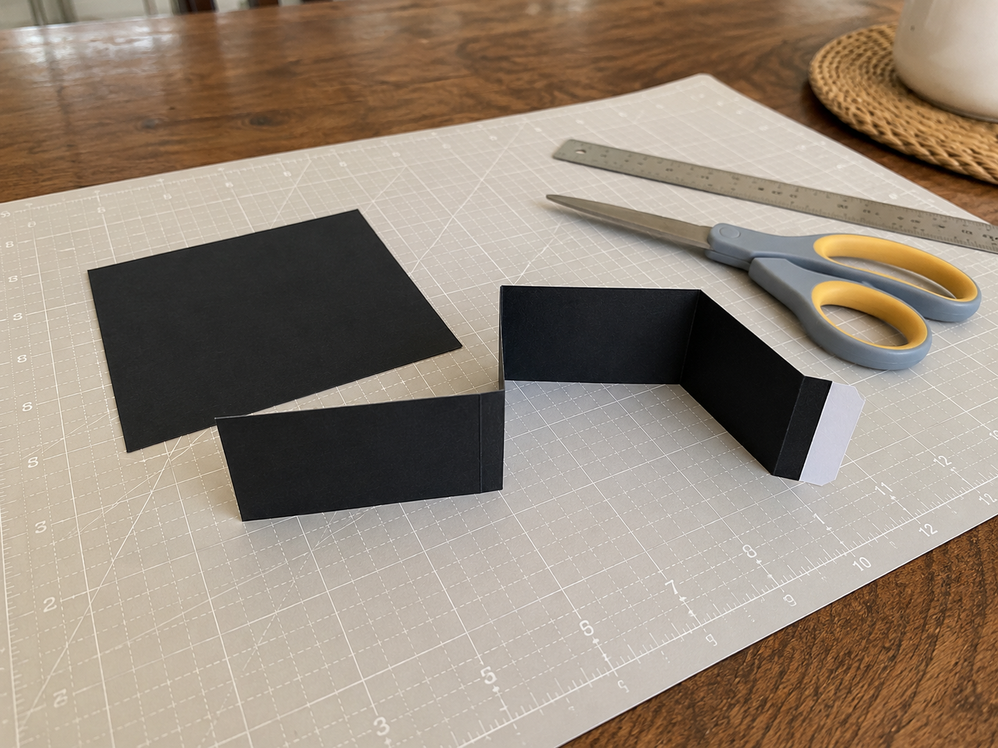 How to construct the 3d cap base - Graduation Card Craft: Pop-Up Cap DIY DIY tutorial