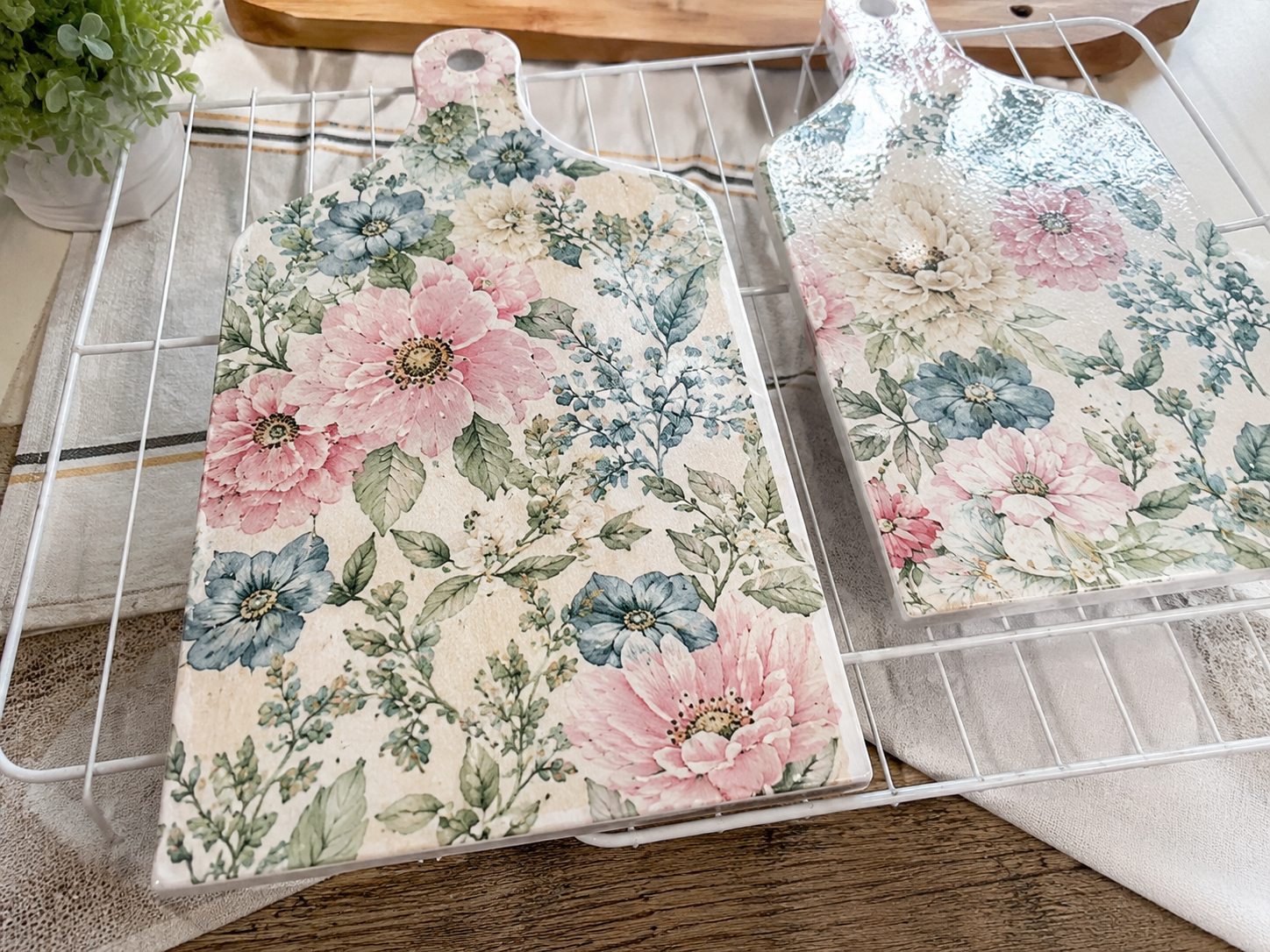 How to seal decoupage & dry - Charming Farmhouse Caddy: Cutting Board & Crate DIY DIY tutorial