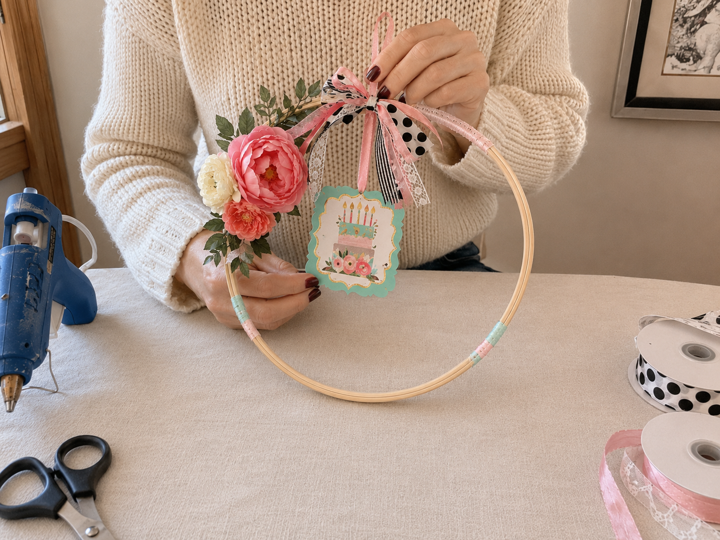 How to attach the center sign - Charming Tassel Hoop Celebration Sign DIY tutorial