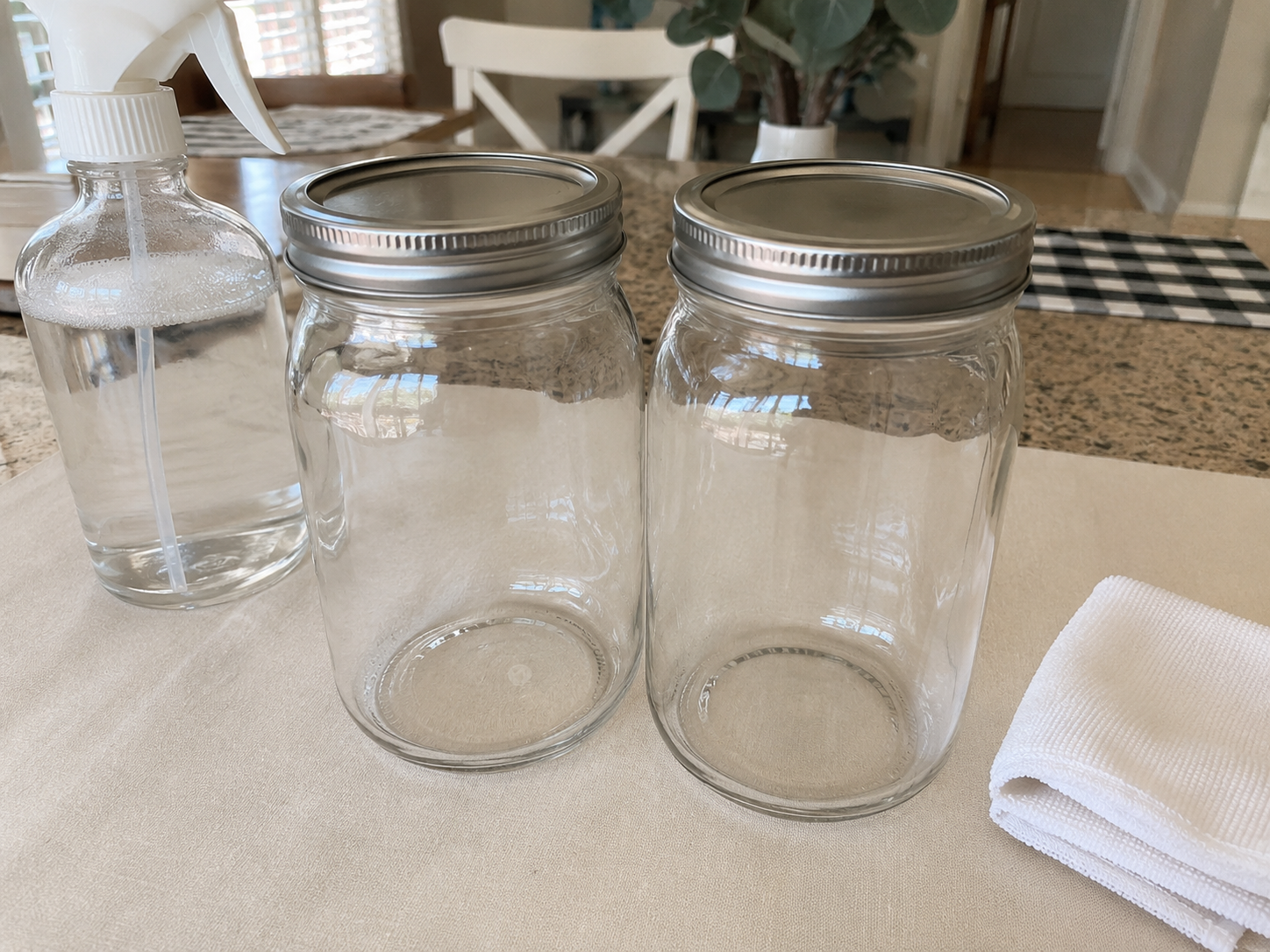 How to clean and prep jars - Cozy Farmhouse Mason Jar Tissue Holders DIY tutorial
