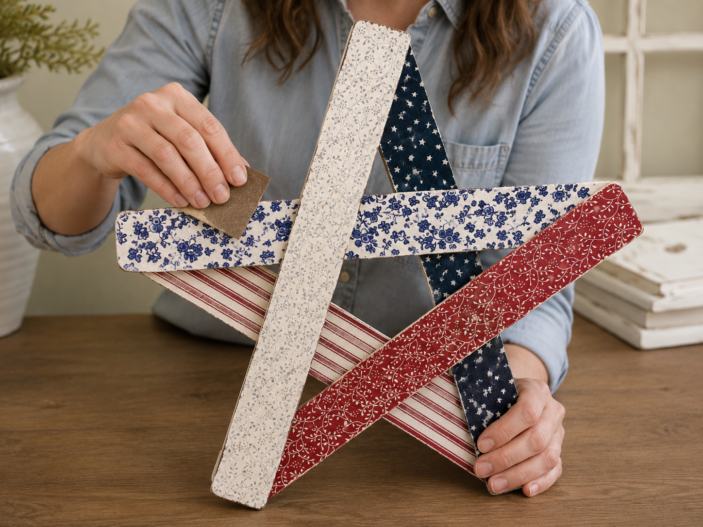 How to distress for rustic finish - Rustic Dollar Tree Patriotic Wooden Star DIY tutorial