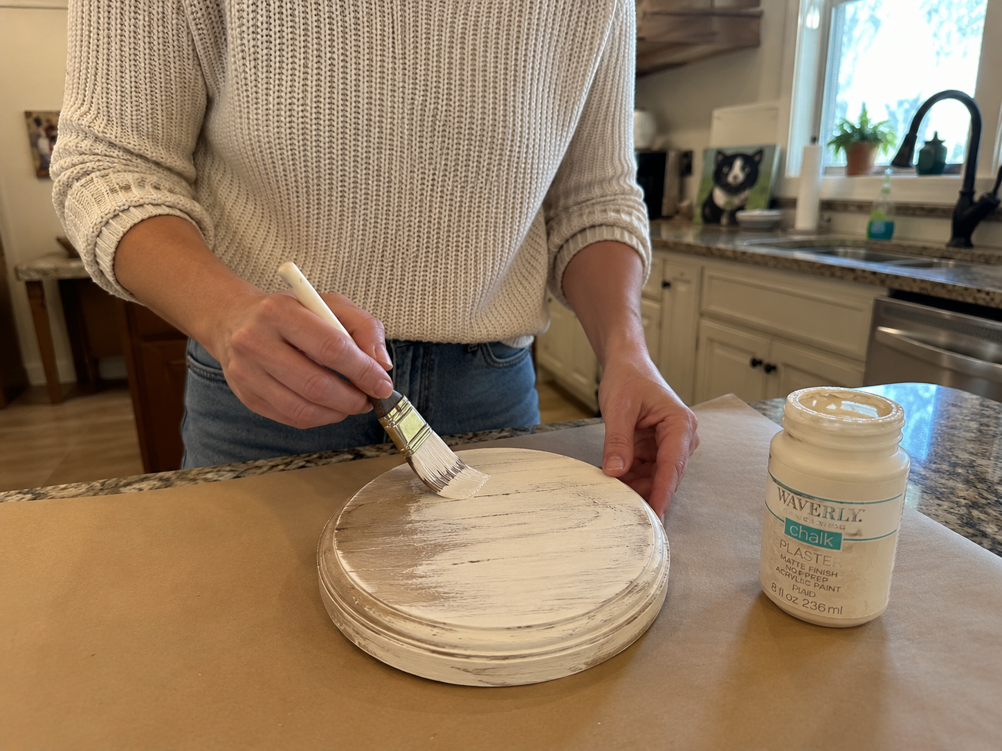 How to prepare & paint the base - Rustic Freedom Flag Stand: DIY 4th of July Decor DIY tutorial