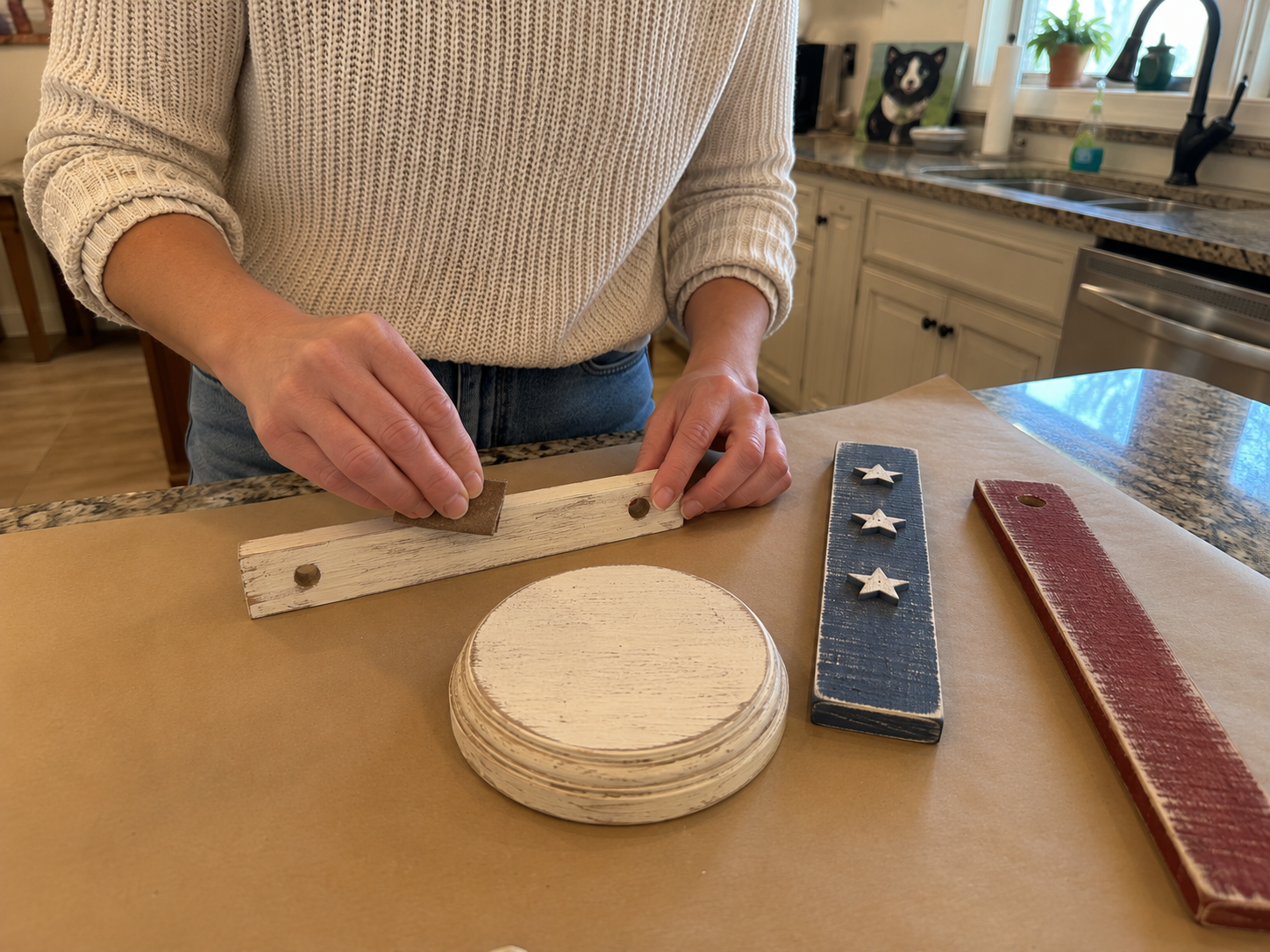 How to paint & distress sign slat - Rustic Freedom Flag Stand: DIY 4th of July Decor DIY tutorial