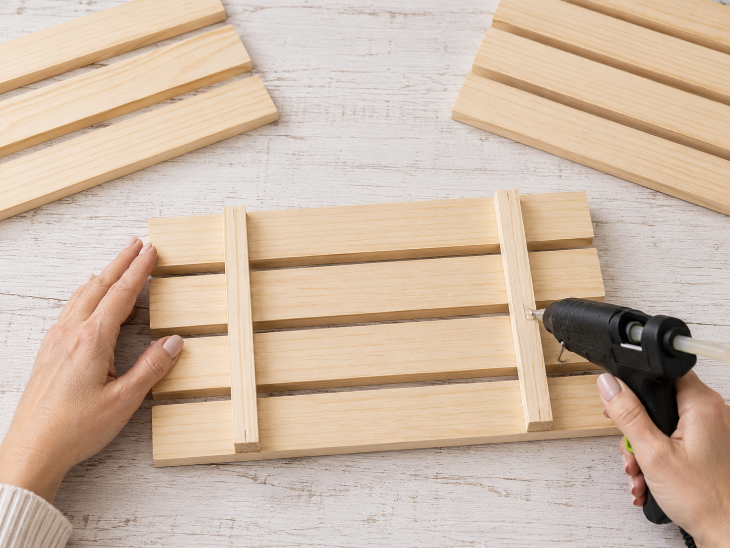 How to assemble slat blocks - Rustic Patriotic Wooden Star Slat Wall Decor DIY tutorial