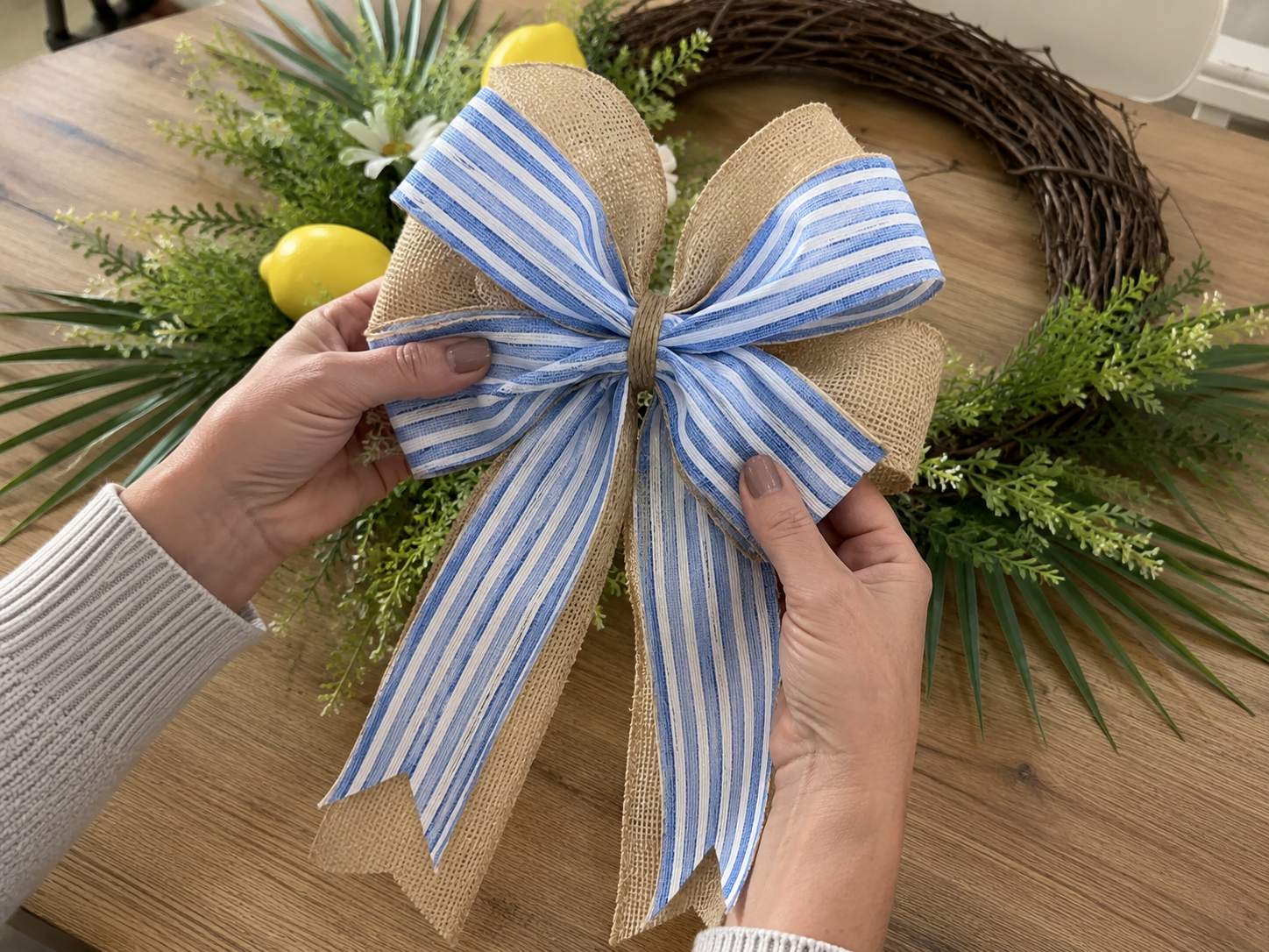 How to craft the layered bow - DIY Dollar Tree Lemon & Flip-Flop Summer Wreath DIY tutorial