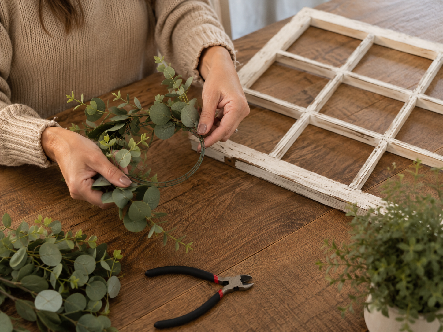 How to craft the eucalyptus wreath - Rustic Farmhouse Faux Window Frame Wall Decor DIY tutorial