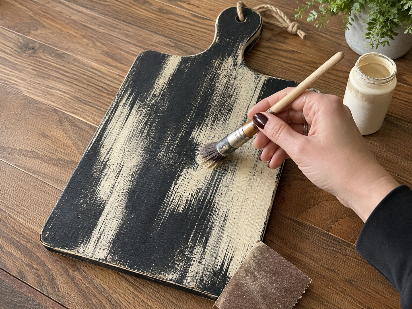 How to paint & distress pumpkin - Rustic Halloween Cutting Board Wall Decor DIY tutorial
